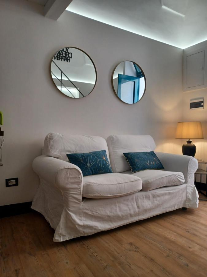 All'1 di Rajno' Relaxing ApartHotel Lecce Bagian luar foto